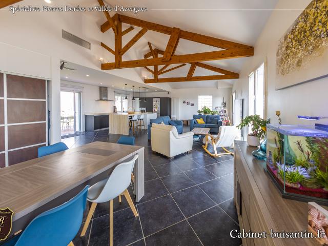 Villa rénovée 190 m2 avec vue à 180o