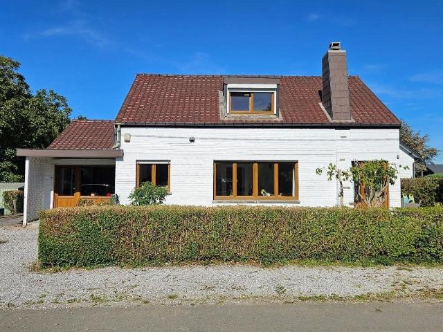 Villa rénovée 135m², 3chambres, jardin, terrasse