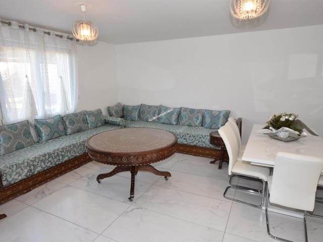 villa récente avec jardin et piscine intérieure 151m² Limoux
