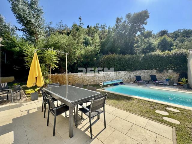 VILLA RECENTE, PISCINE ET STUDIO INDEPENDANT