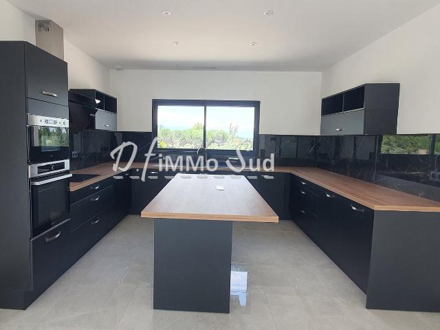 Villa récente R+1 de 145 m2 terrain 510 m2 piscine 145m² Narbonne