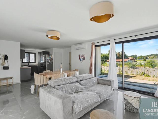 Villa récente T4 de 88 m2 avec jardin