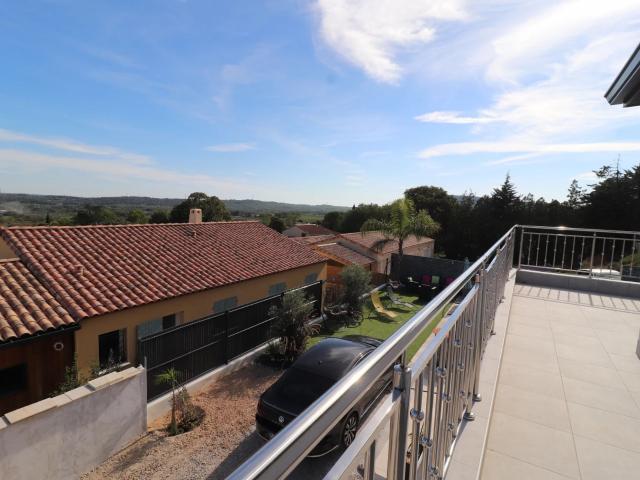 Villa récente 2021 6P 175 m2 sur terrain de 626 m2