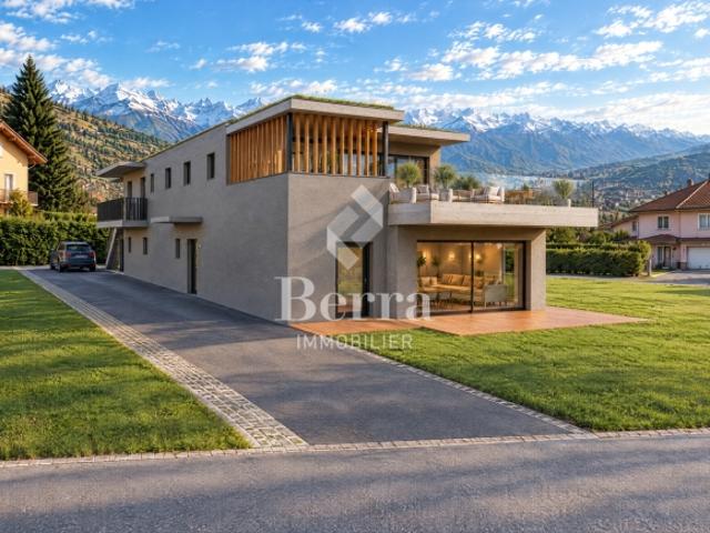 VILLA REGINA – 2 Wohnungen 6,5 Pence
