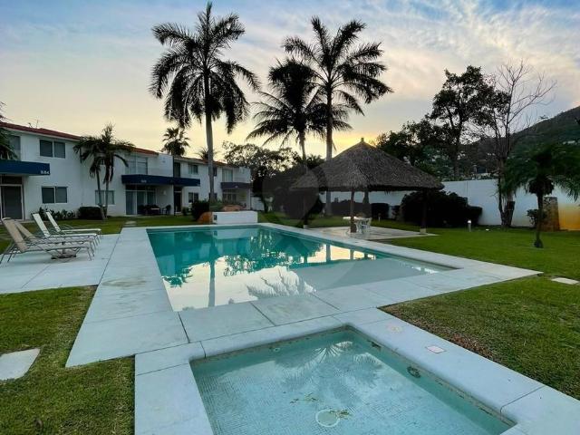 Villa Residencial Diamante, Boulevar de las Naciones