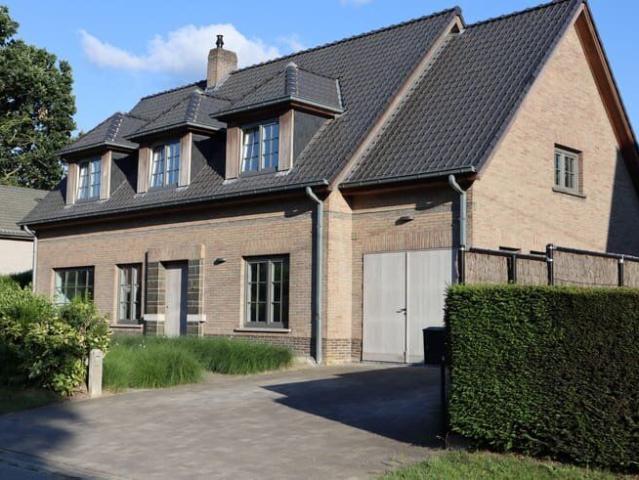 Villa residentieel gelegen in De Pinte