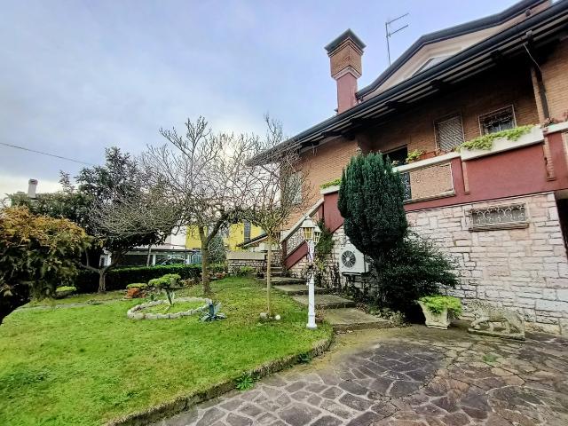 Villa ristrutturata a Adria