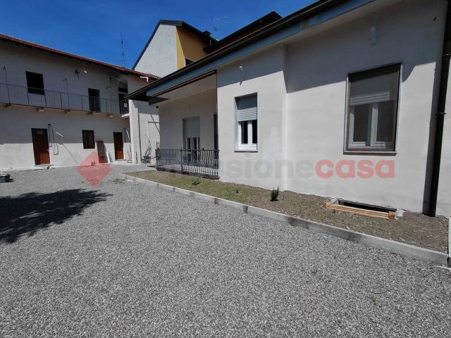 Villa ristrutturata a Arconate