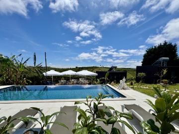 Villa’s Pomar Moinho Estúdio, jardim e piscina