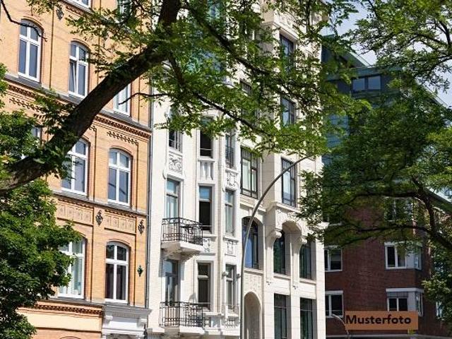 Villa Schwarz Schwarz 105685446