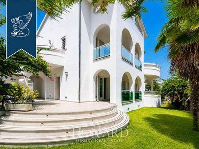Villa Santa Marinella Roma ES104372436