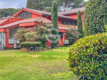 Villa Sacrofano Roma ES100739567