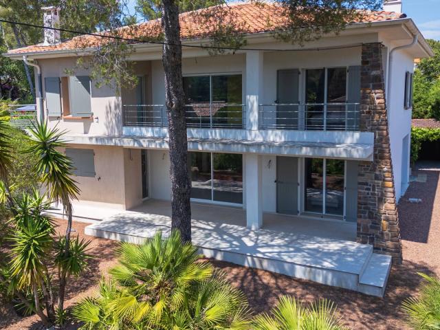 Villa Saint Raphael 7 pièce s 260 m2 260m² Saint Raphaël