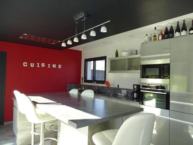 Villa Sainte Nathalene 5 pièce s 147.03 m2