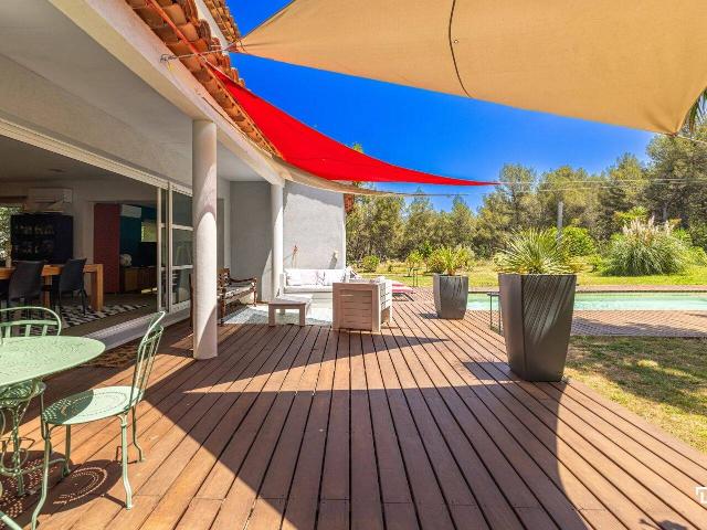 villa saletta villa t5 m2 piscine jardin de 5000m2