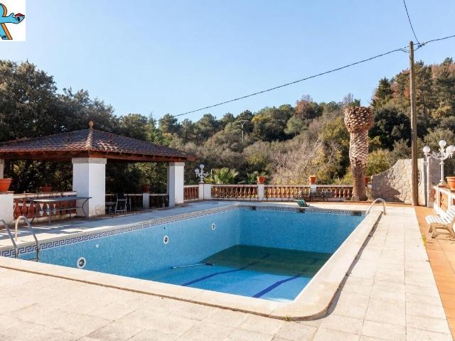 Villa señorial a 20 minutos de Barcelona: una propiedad verdaderamente excepcional