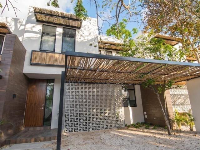 Villa SIN AMUEBLAR en renta con excelente ubicación