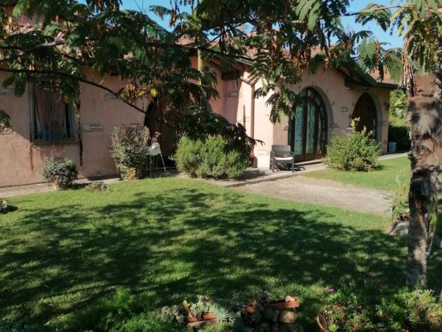 Villa Singola in Affitto a Camaiore Secco
