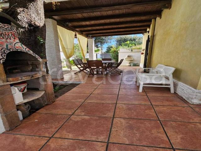 Villa singola in affitto a Fiumicino viale Castellammare, Fregene