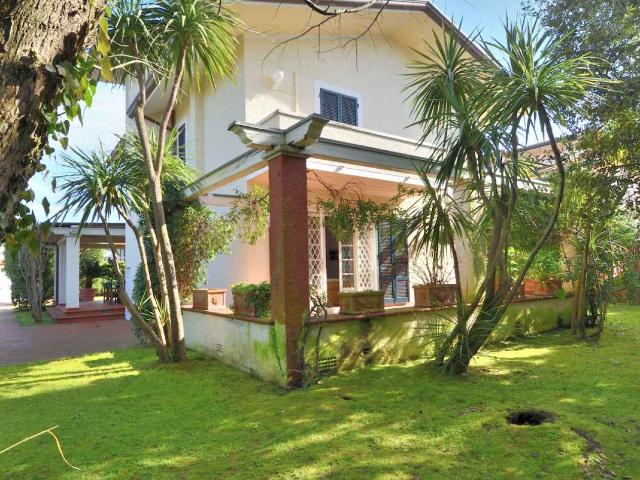 Villa singola in affitto a forte dei marmi forte dei marmi