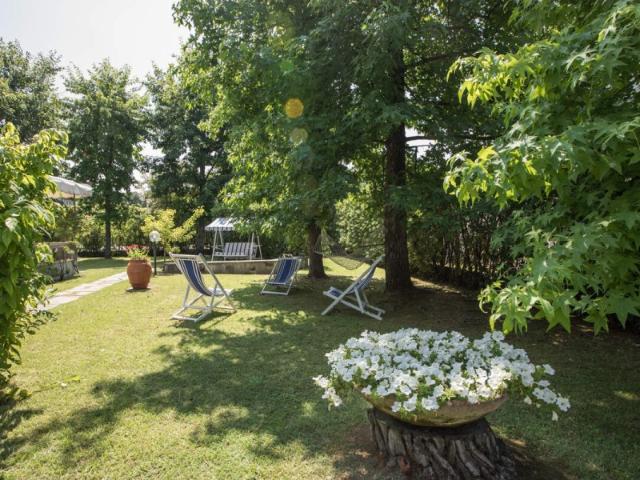 Villa Singola in affitto a Forte Dei Marmi Vicinanze Centro