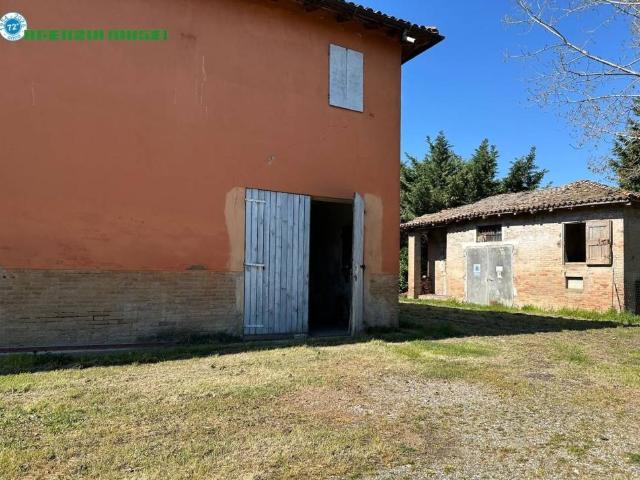Villa singola in affitto a Minerbio via Argini