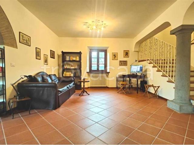 Villa singola in affitto a Porcari via Roma