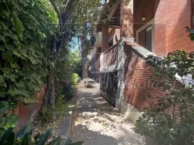 Villa singola in affitto a Roma via di Santa Melania, Aventino