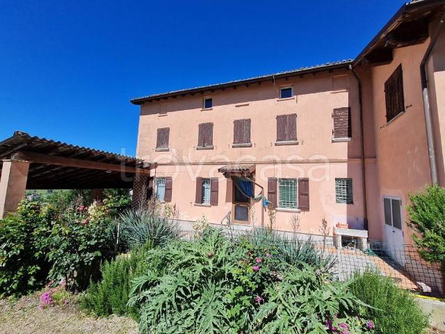 Villa singola in affitto a Santa Maria della Versa, Soriasco