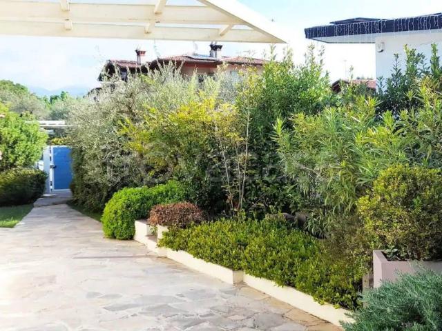 Villa singola in affitto a San Felice, San Felice del Benaco