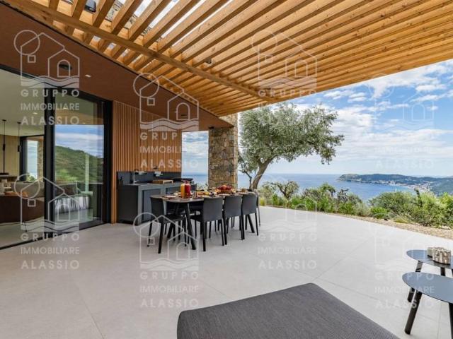Villa singola in affitto a Solva, Alassio