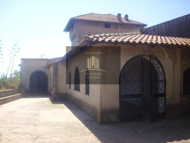 Villa Singola in vendita a Taormina, Trappitello