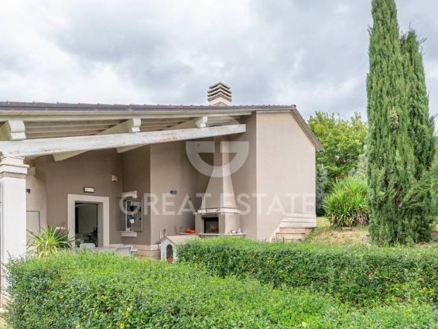 Villa singola in vendita a Terni via della Lince, Gabelletta
