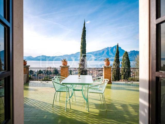 Villa singola in vendita a Torri del Benaco via per Albisano, 73