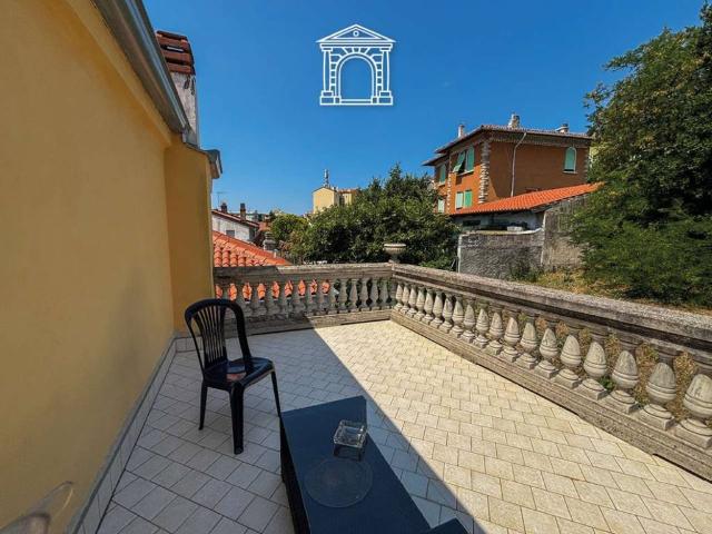 Villa singola in vendita a Trieste via Berchet, Cologna Università