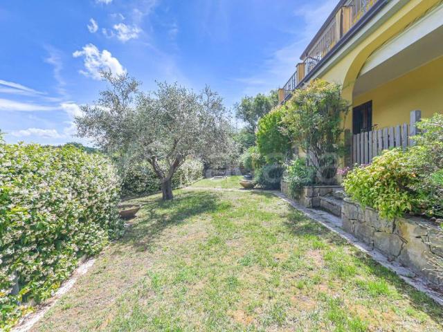 Villa singola in vendita a Valeriano, Vezzano Ligure