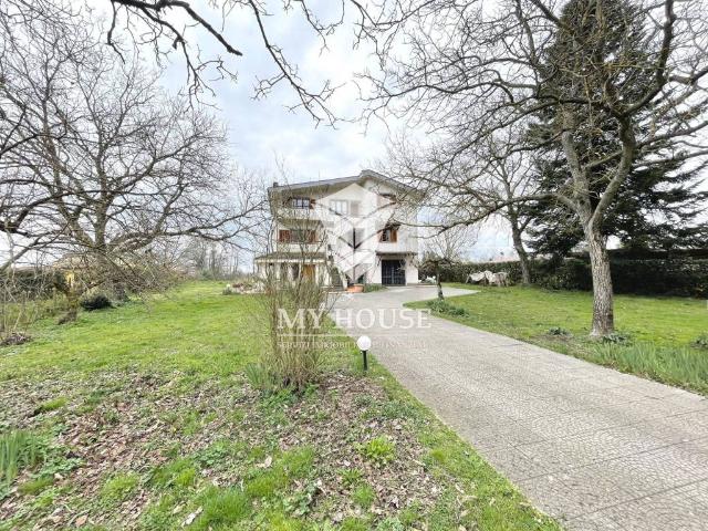 Villa singola in vendita a Valmontone