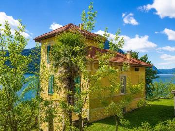 Villa singola in vendita a Valsolda via Statale