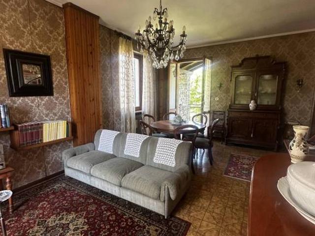 Villa singola in vendita a Varzi via Alcide de Gasperi, 14