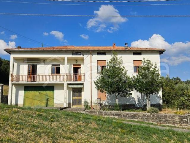 Villa singola in vendita a Varsi