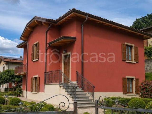 Villa singola in vendita a Varsi via Pontremoli, 15