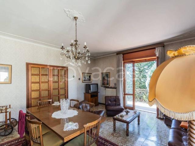 Villa singola in vendita a Venegono Superiore via Leonardo da Vinci, 35