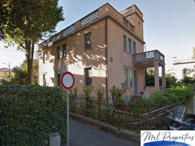 Villa singola in vendita a Venezia via Candia, Lido di Venezia
