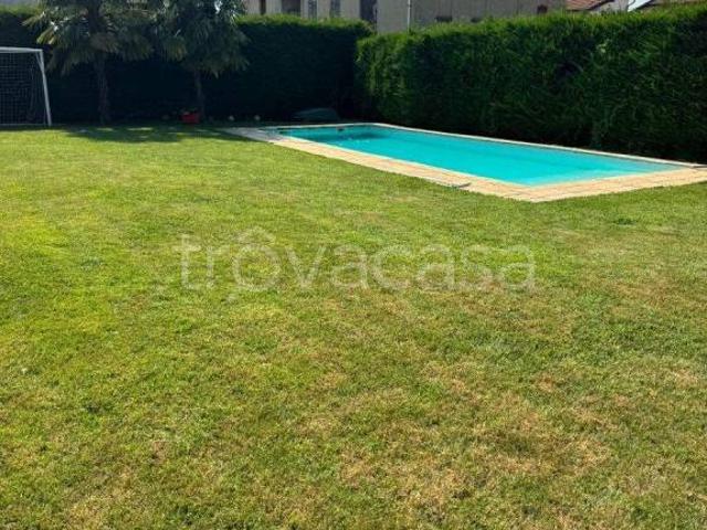 Villa singola in vendita a Vertemate, Vertemate con Minoprio