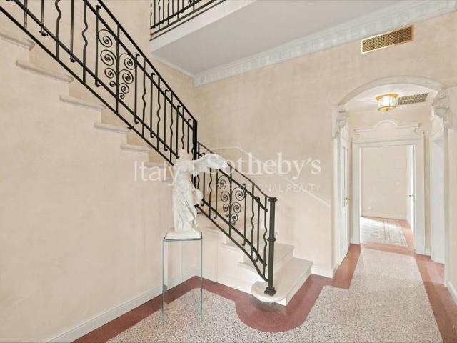 Villa singola in vendita a Verona via Pola, Borgo Roma