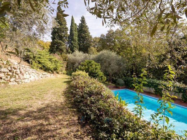 Villa singola in vendita a Verona viale dei Colli, Valdonega