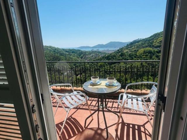 Villa singola in vendita a Vezzano Ligure, Valeriano