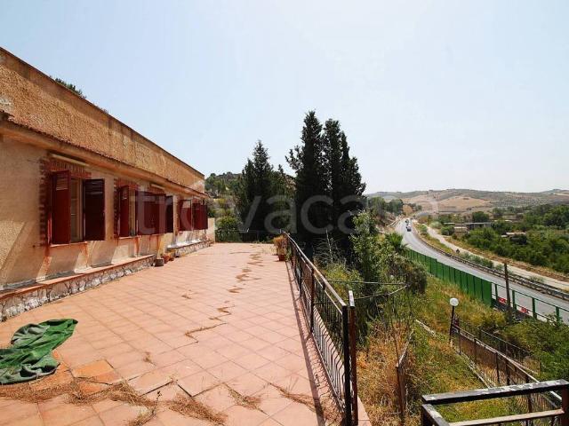 Villa singola in vendita a Villafrati strada Statale Catanese