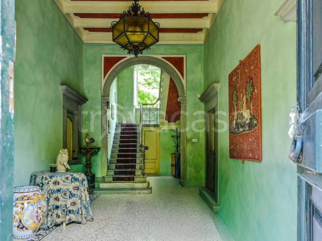Villa singola in vendita a Bagni di Lucca via Chiesa in Fornoli, 4