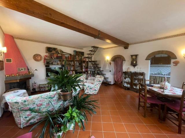 Villa singola in vendita a Bagni di Lucca, Fornoli